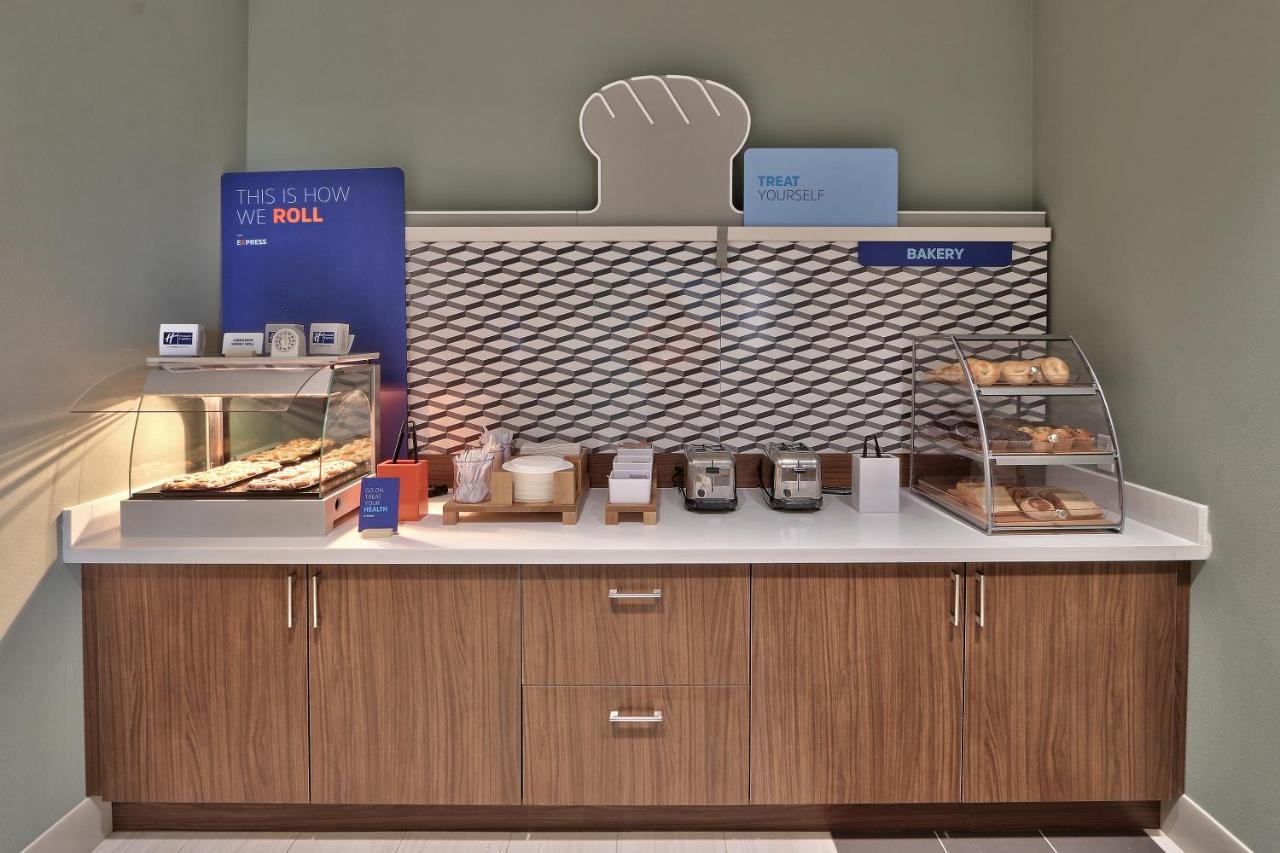 Holiday Inn Express & Suites - Albuquerque East By Ihg Экстерьер фото